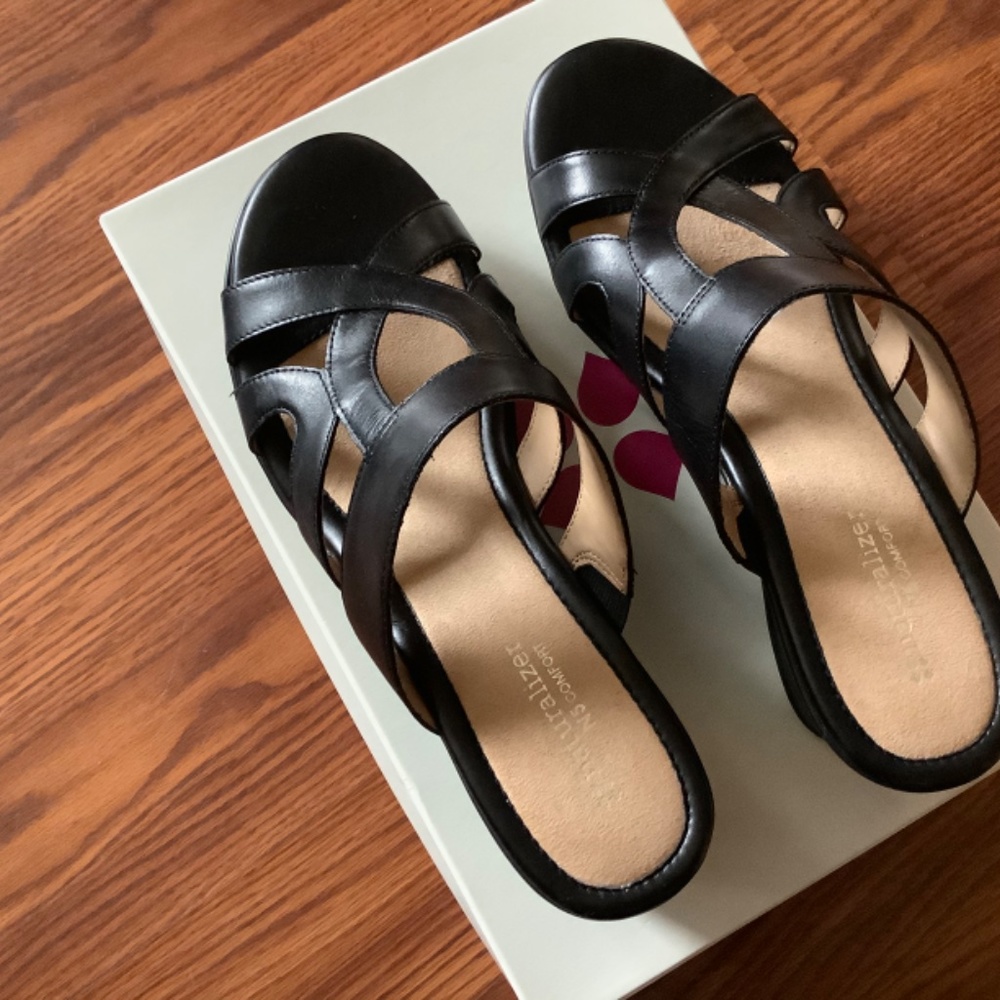 Sandals - Picture 2 of 2